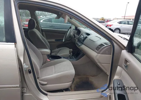 2005 Toyota Camry Std z USA, uszkodzony, nr VIN 4T1BE32K85U582466